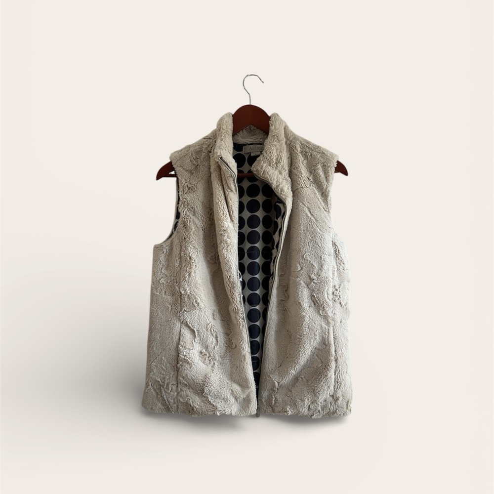 Cream Faux Fur Vest Women’s M – Soft Cozy Sleeveless